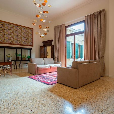 Ca' Longo Palace Damasco Венеція Екстер'єр фото